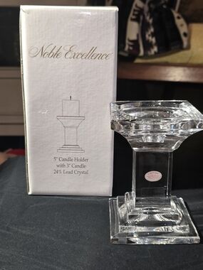 Noble Excellence Clear Crystal Candle Holder